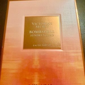 Victoria's Secret Bombshell 🍊New scent🍑